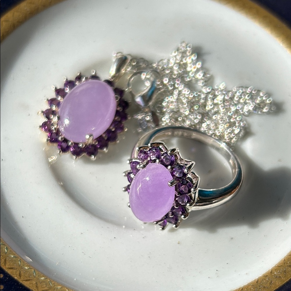 Vintage Purple Lavender Jade & Amethyst Ring & Pendant Necklace Set